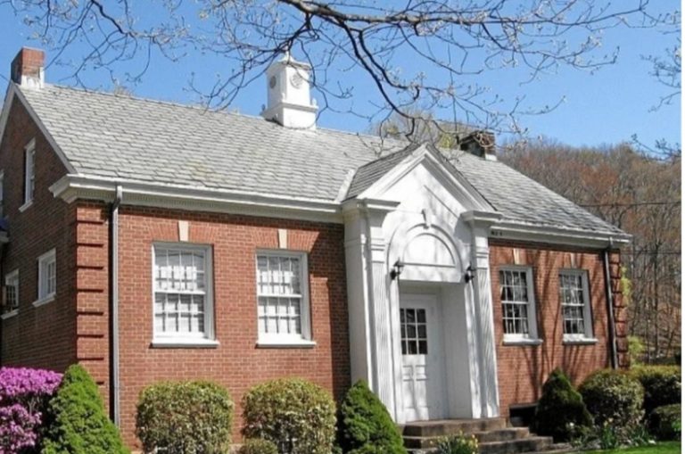 About Us North Branford Libraries